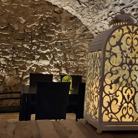 Sol Invictus Zalahaláp